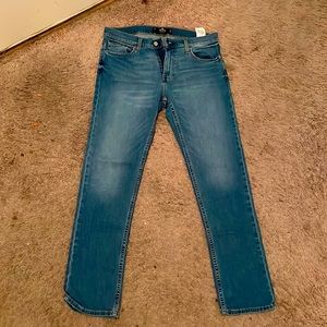 New slim straight hollister jeans